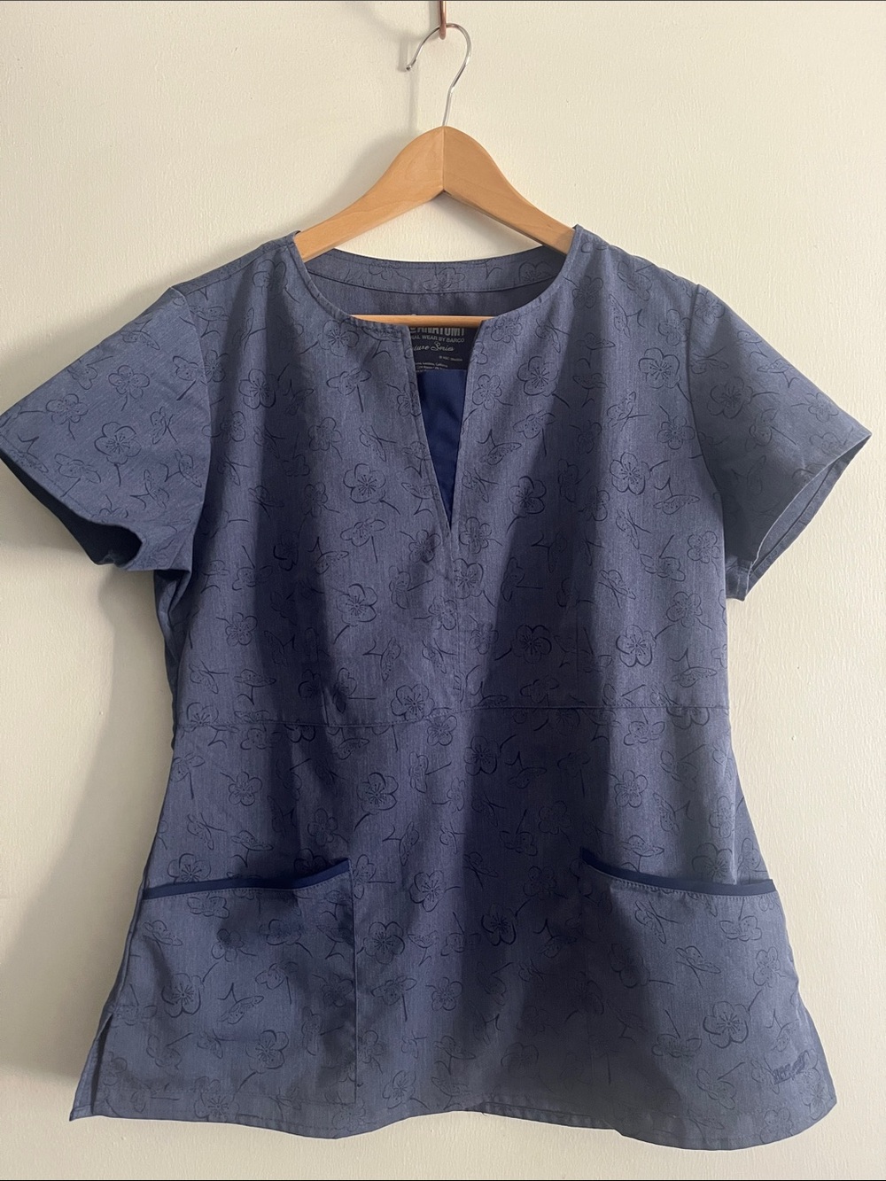 Grey's Anatomy Navy Blue Floral-Print Scrub Top Size M